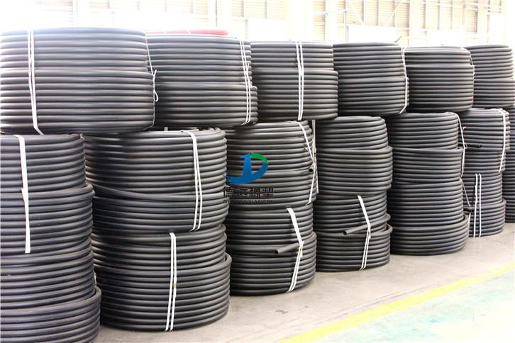 我們主要是做 橡膠制品,塑料制品的生產(chǎn)和銷售(憑有效**經(jīng)營);機械